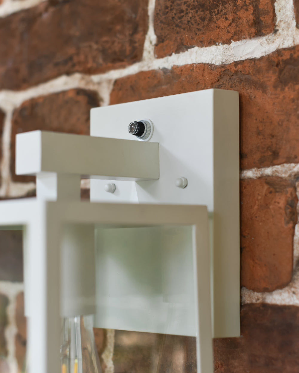 White bracket for top-fix light 