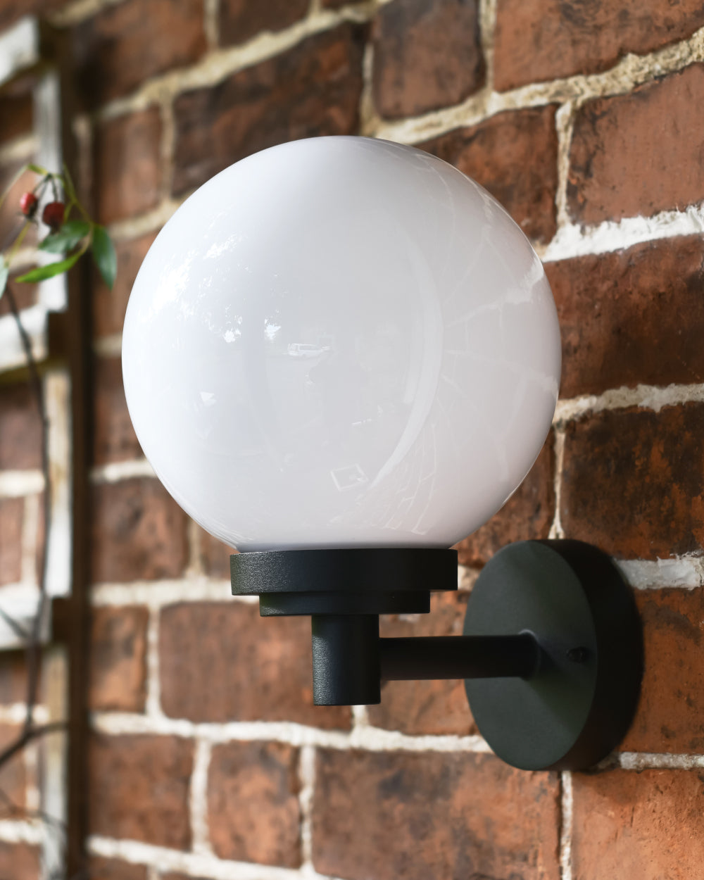 Orb garden light