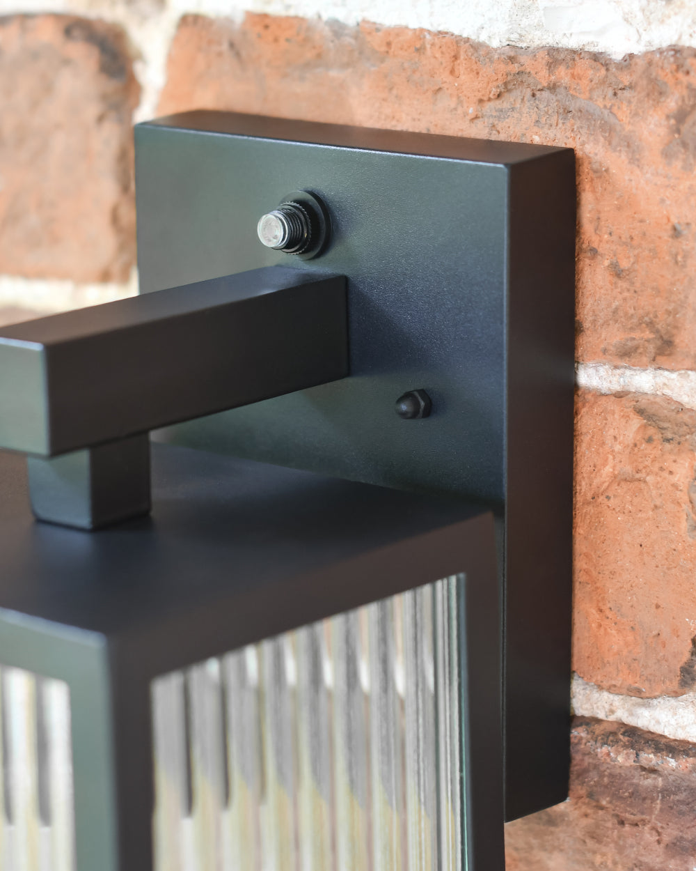 Black top-fix wall bracket 