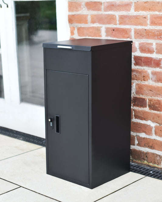 Black mail box 