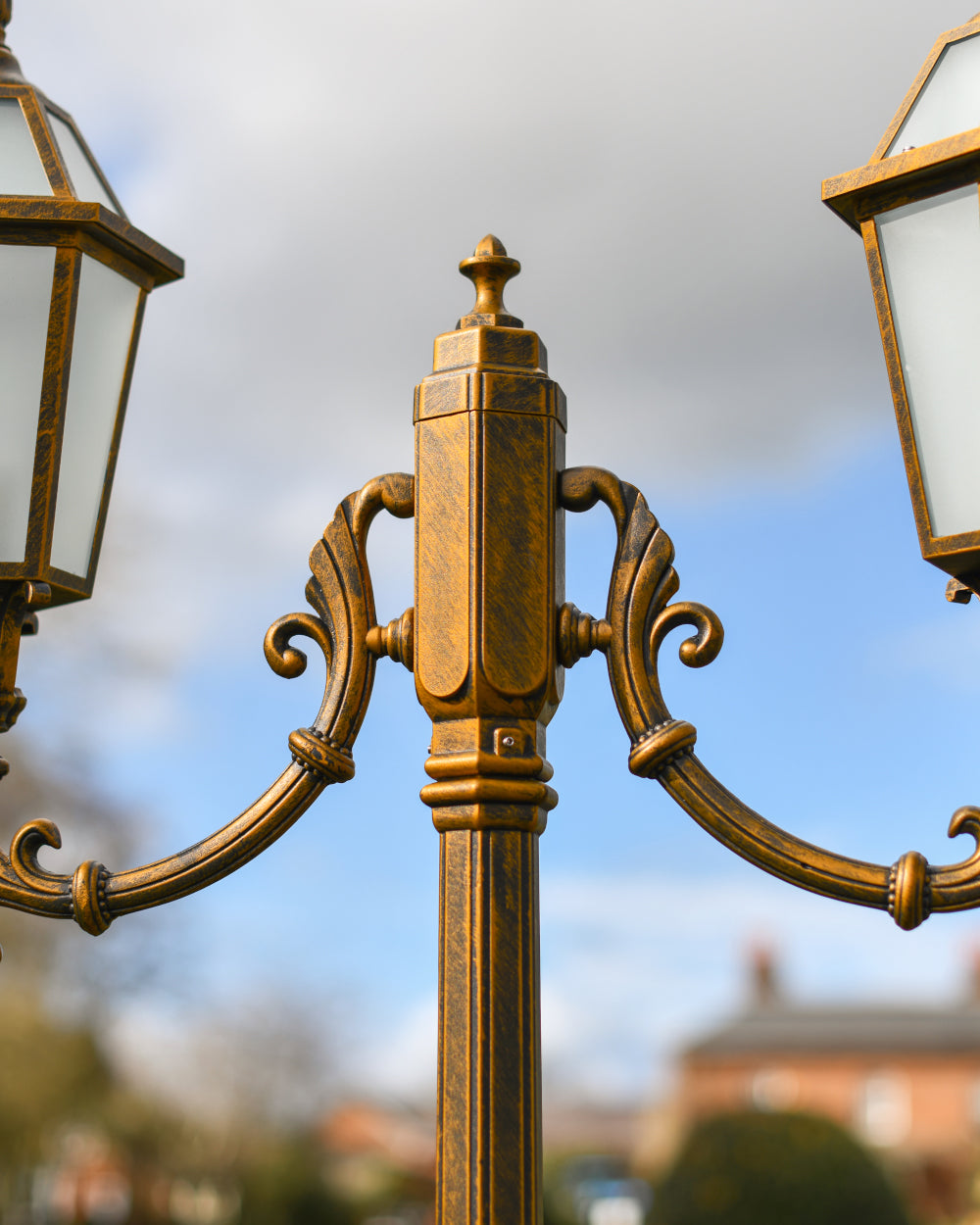 Brass lamp post collar 