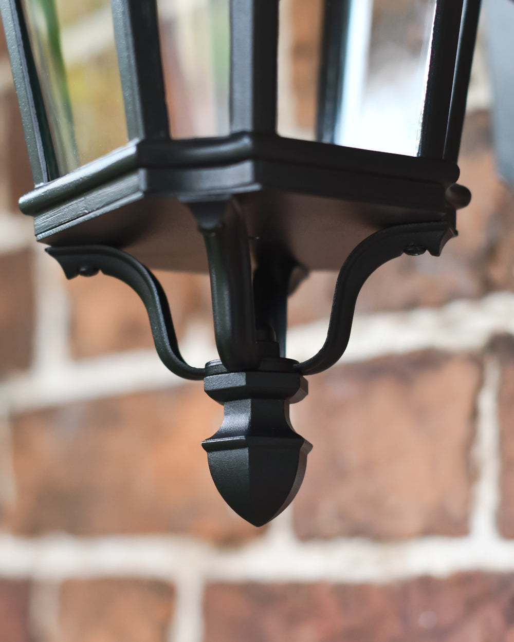 Ornate lantern bottom plate 