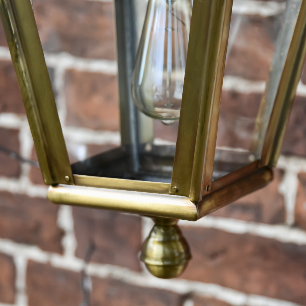 Pane glass wall light 