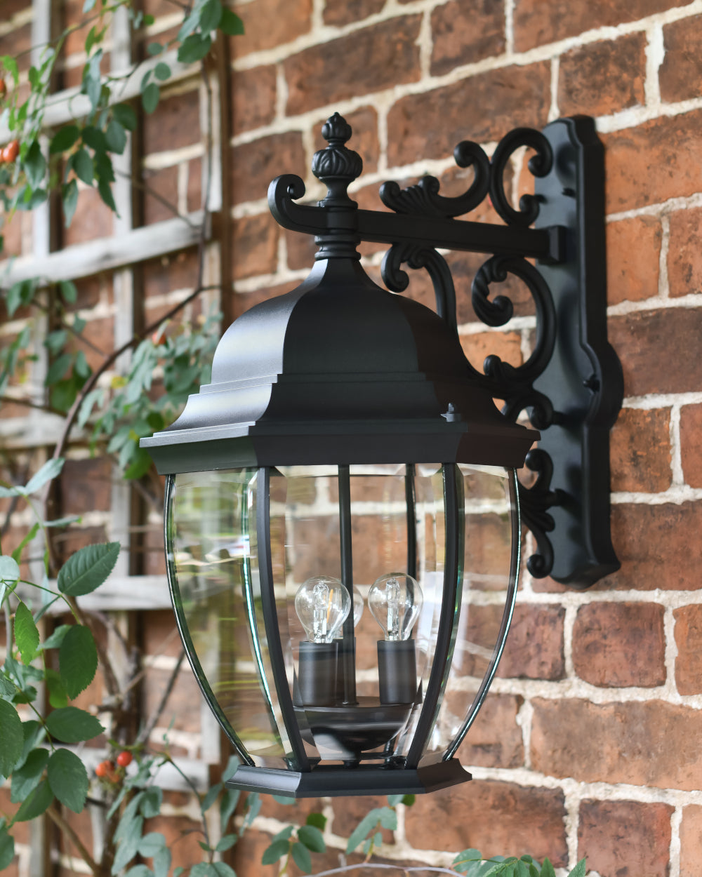 Black ornate wall light
