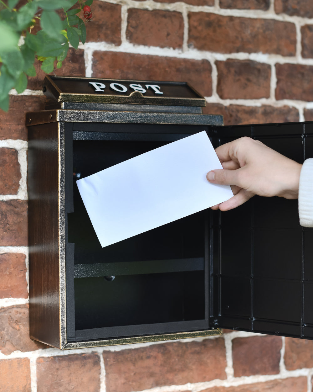 Post box with large hinged doors 