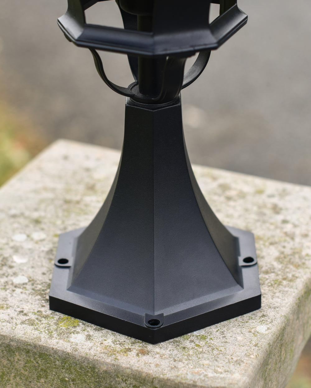 Matte-black fixing plate 