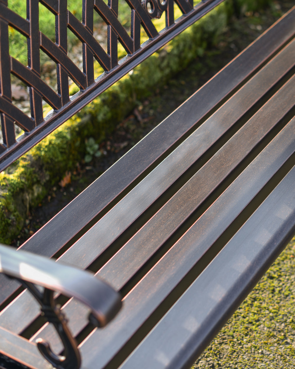 Bronzed wooden seating panelling 