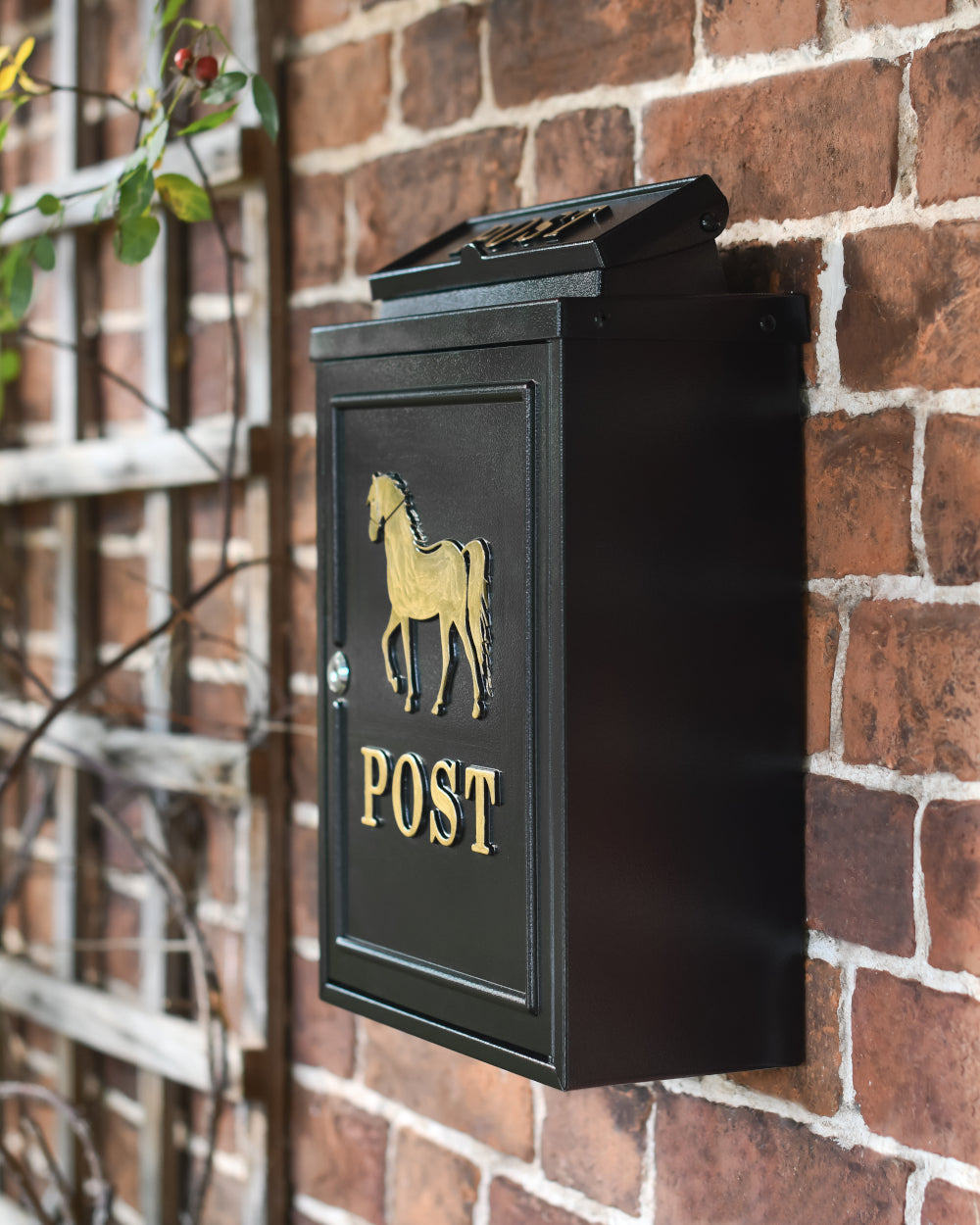 Horse letter box