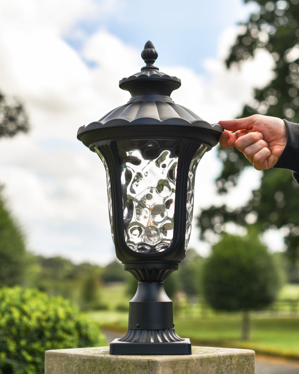 Victorian-inspired garden light 