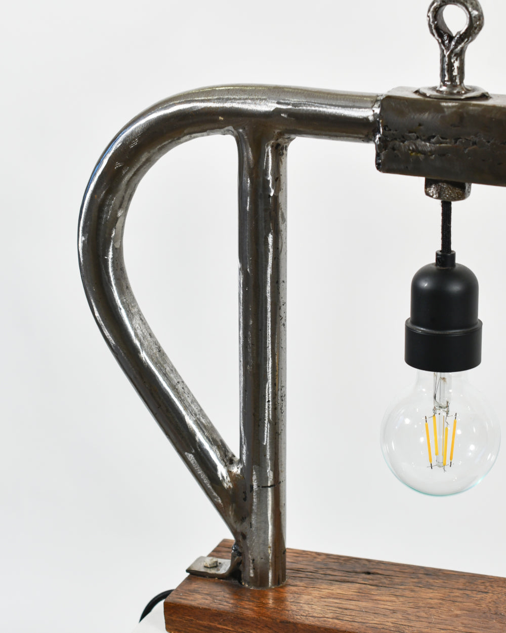 Contemporary table light 