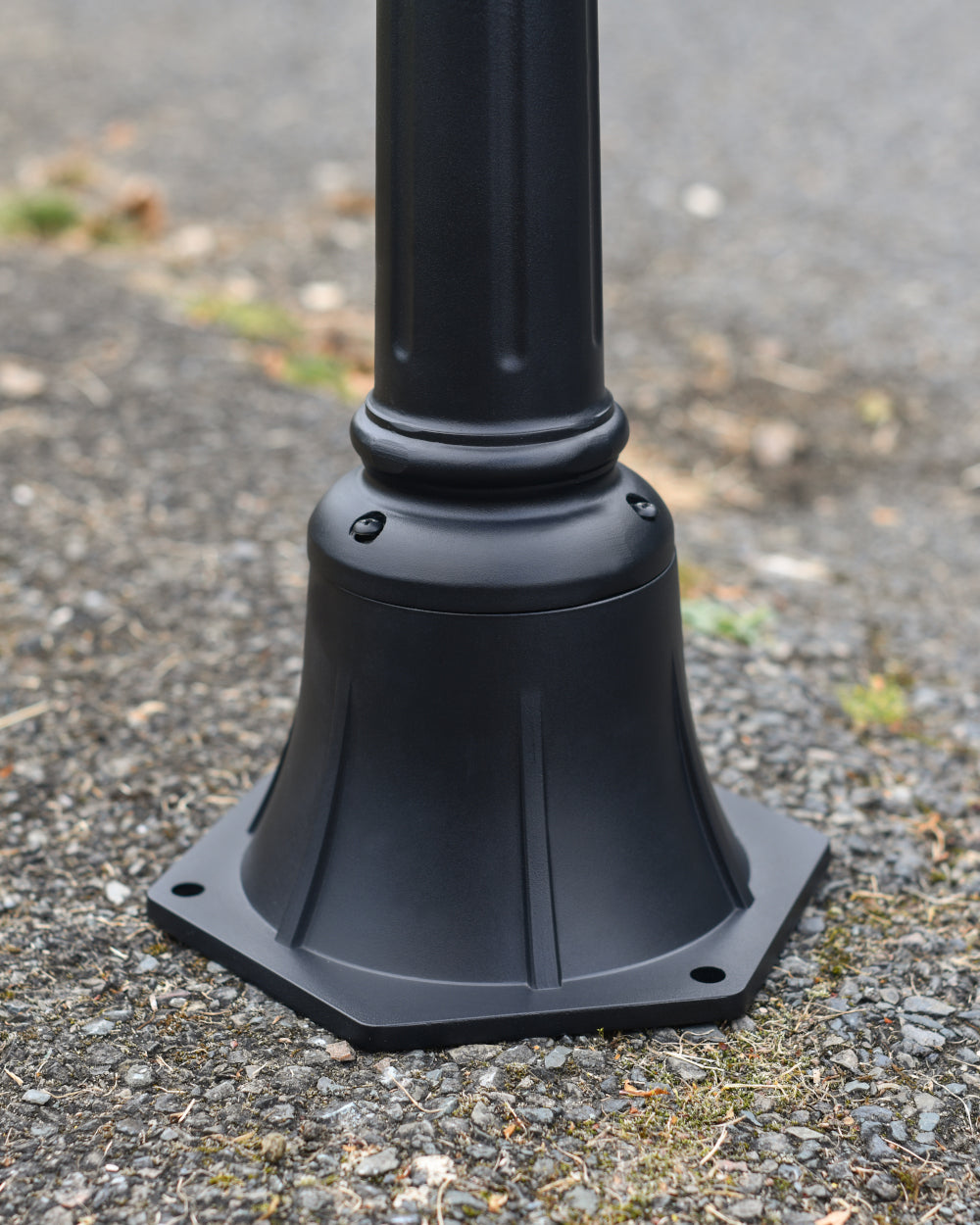 Matte-black fixing plate 