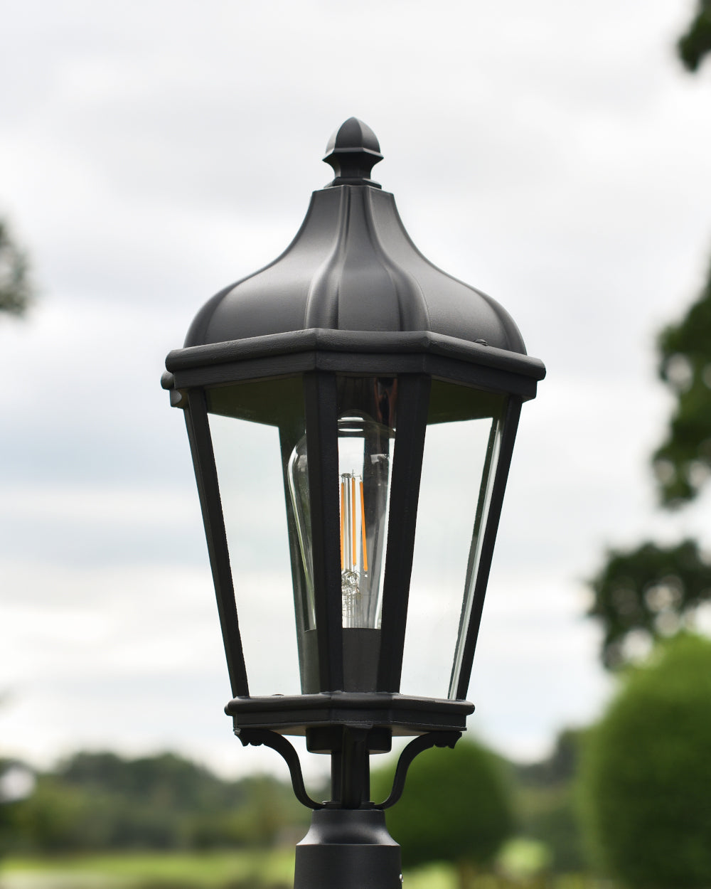 Octagonal lantern 