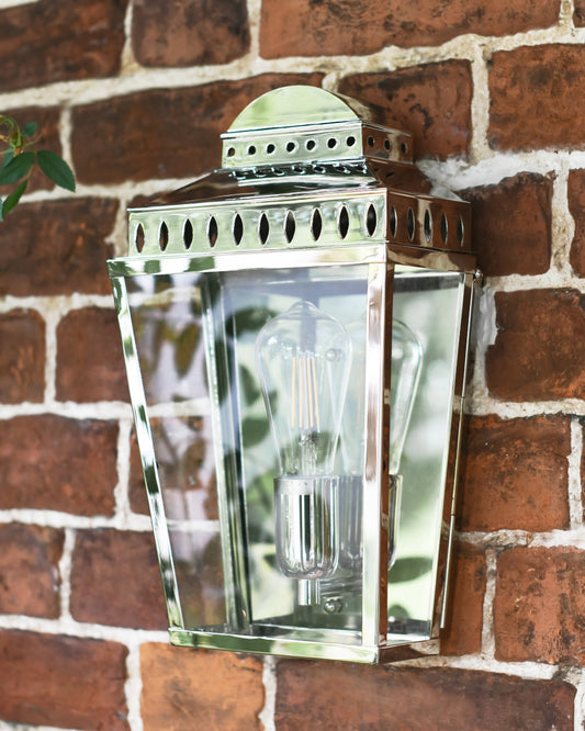 Brass wall light 