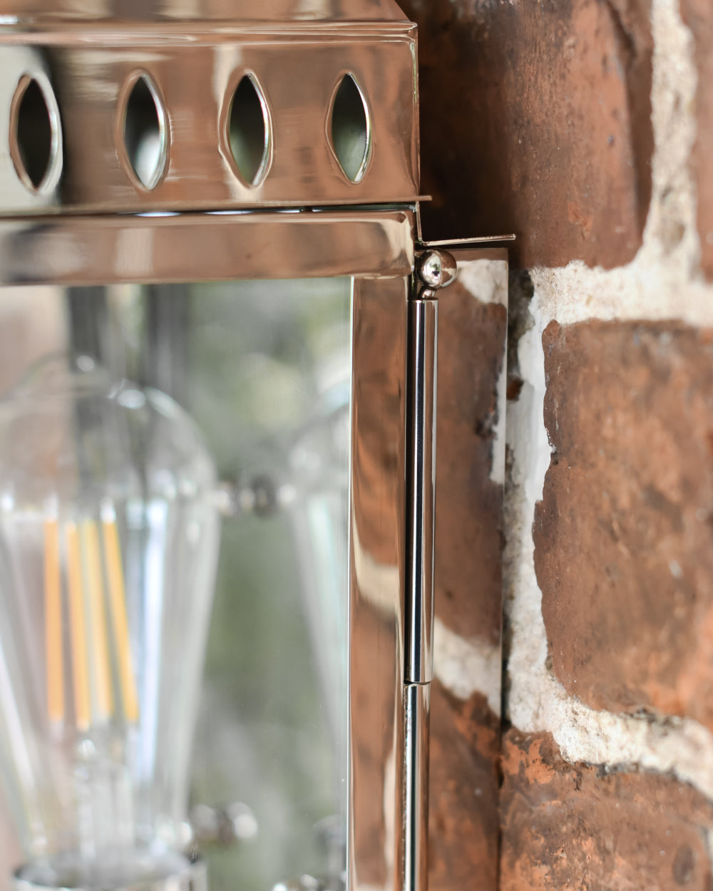 Wall flush fit light