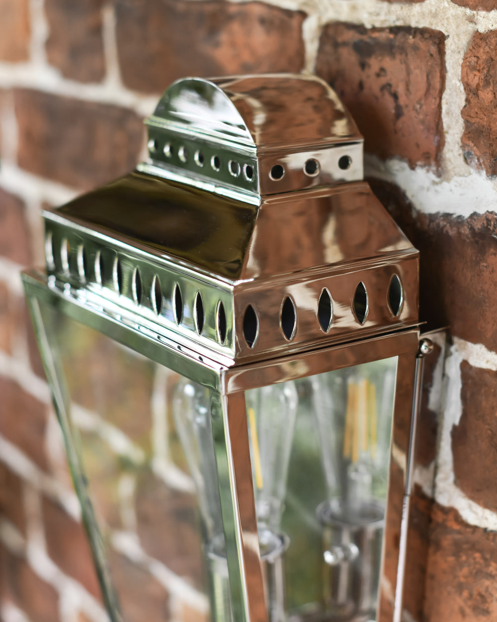 Wall flush lantern