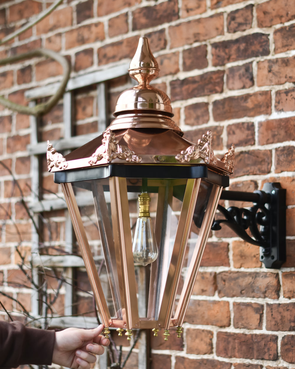 Gothic wall light 
