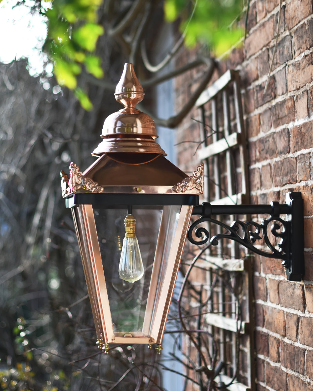 Victorian-inspired lantern 