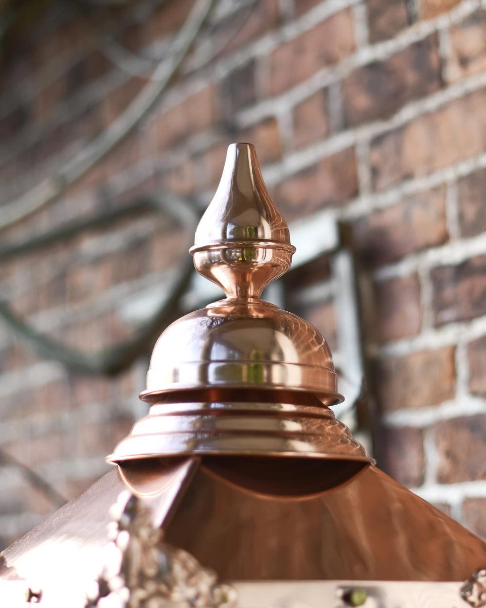 Decorated lantern top 