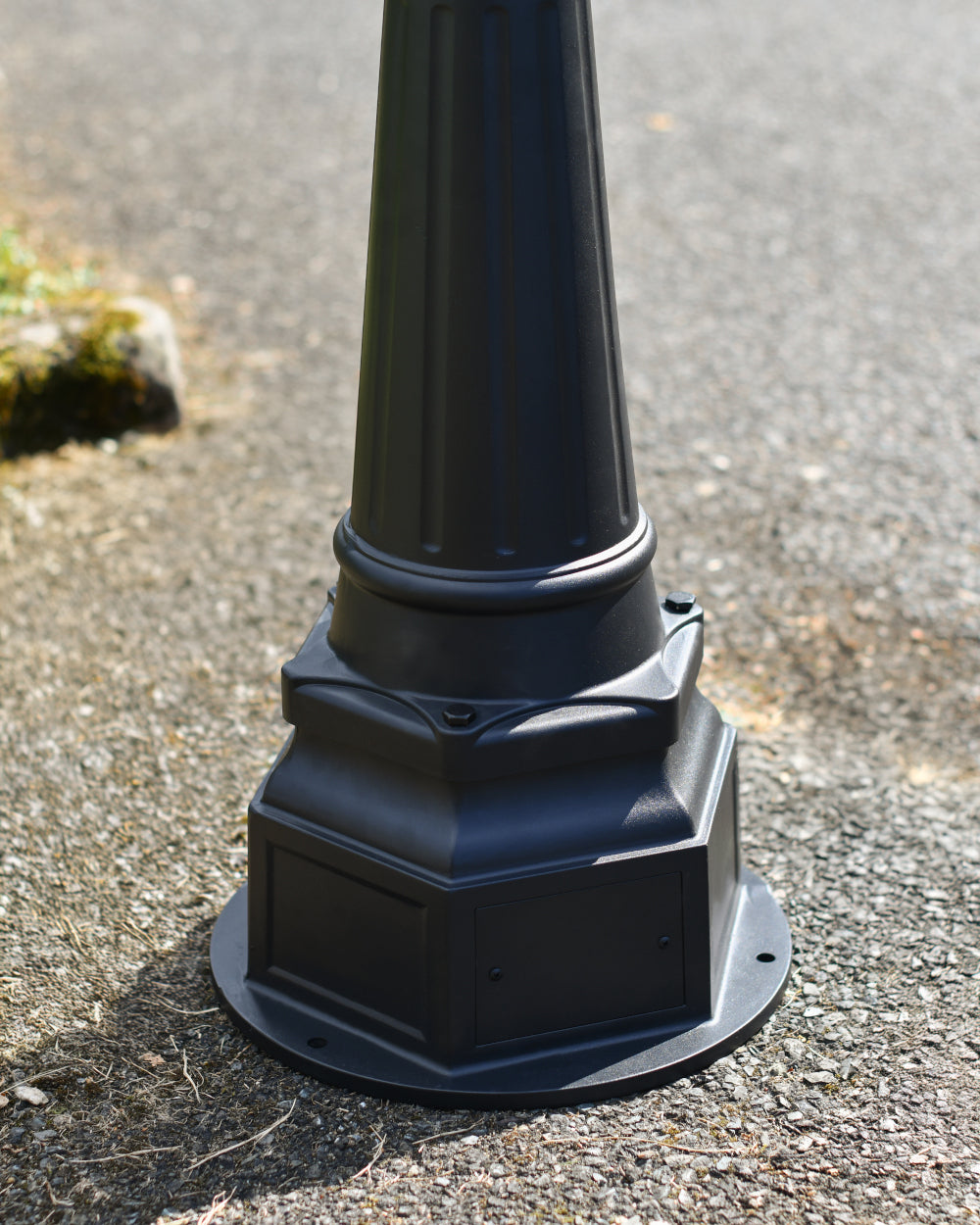 Embossed base and fixing plate 