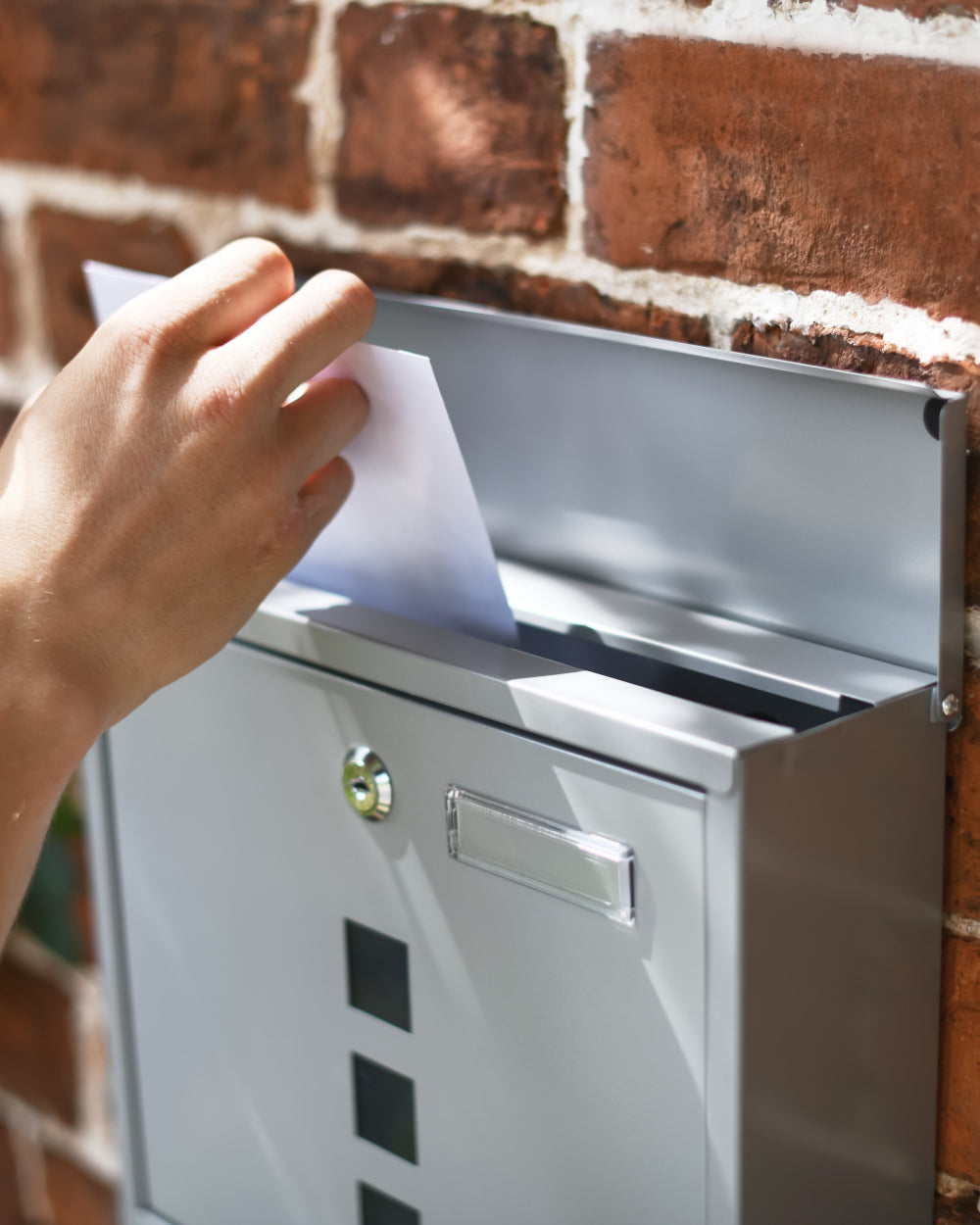Enclosed postage flap 