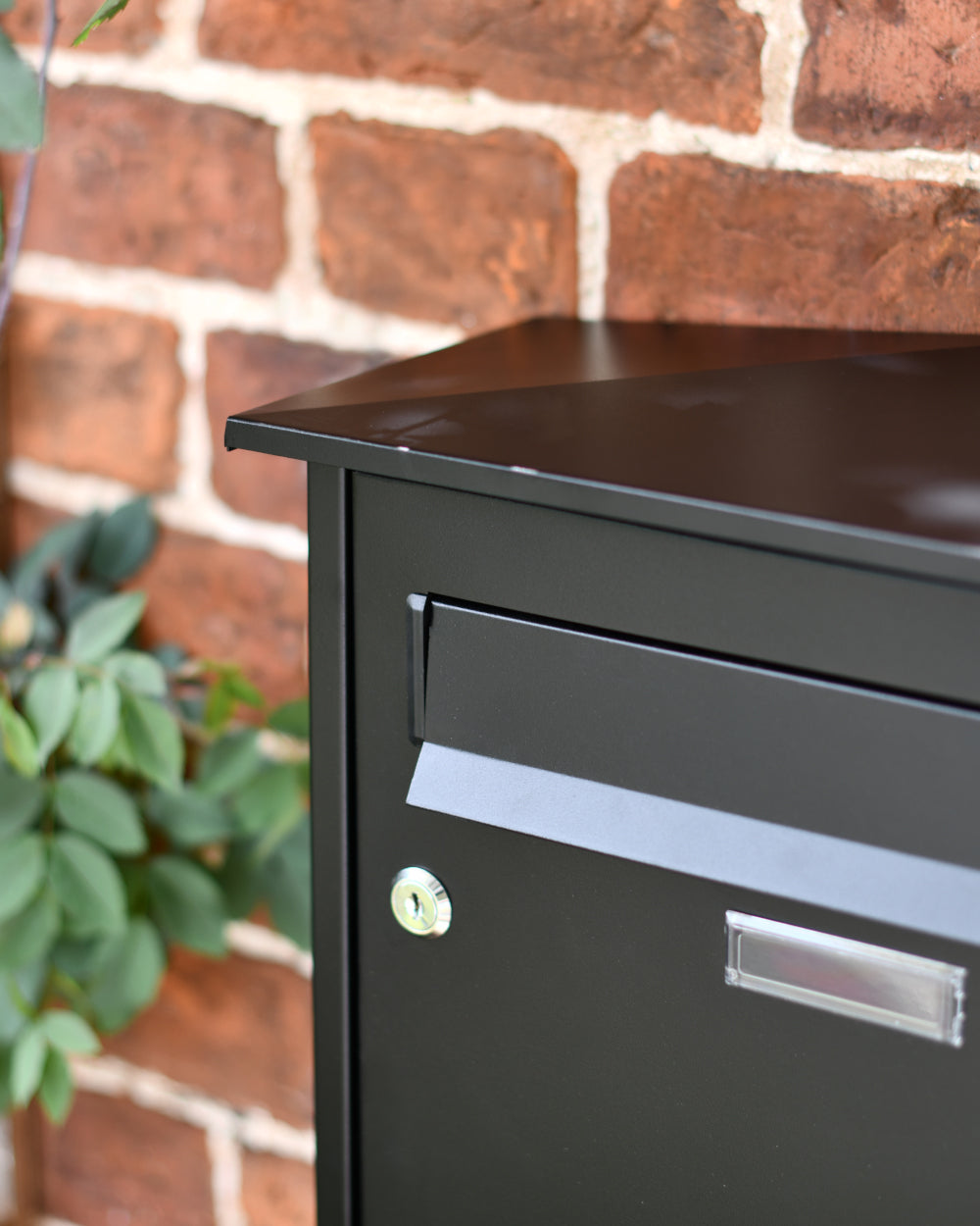 Lockable post box