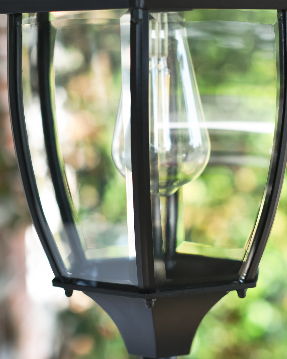 Hexagonal pane lantern 