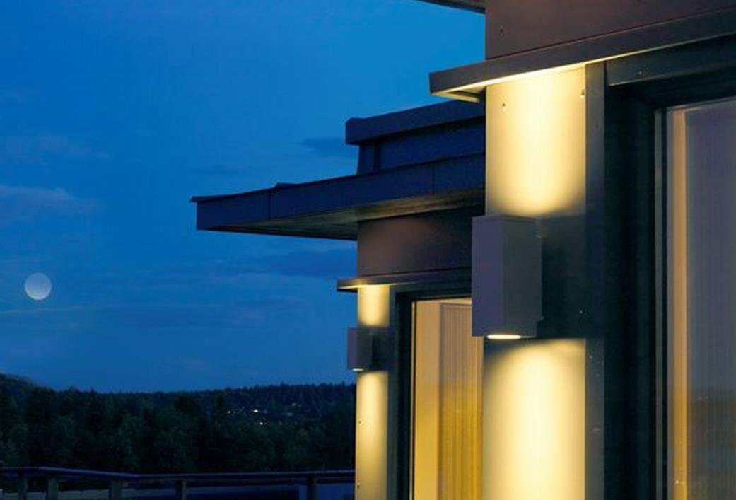 Dual Output Modern LED Wall Light