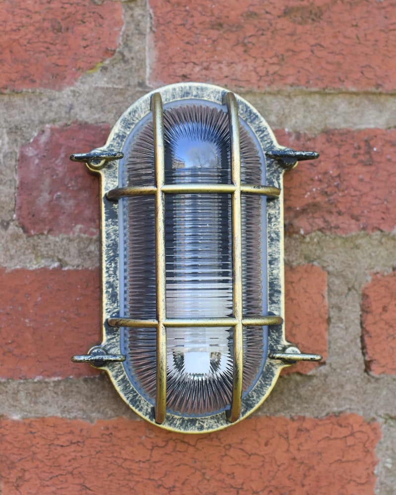 Straight on view of the 'Dukenfield' outdoor light