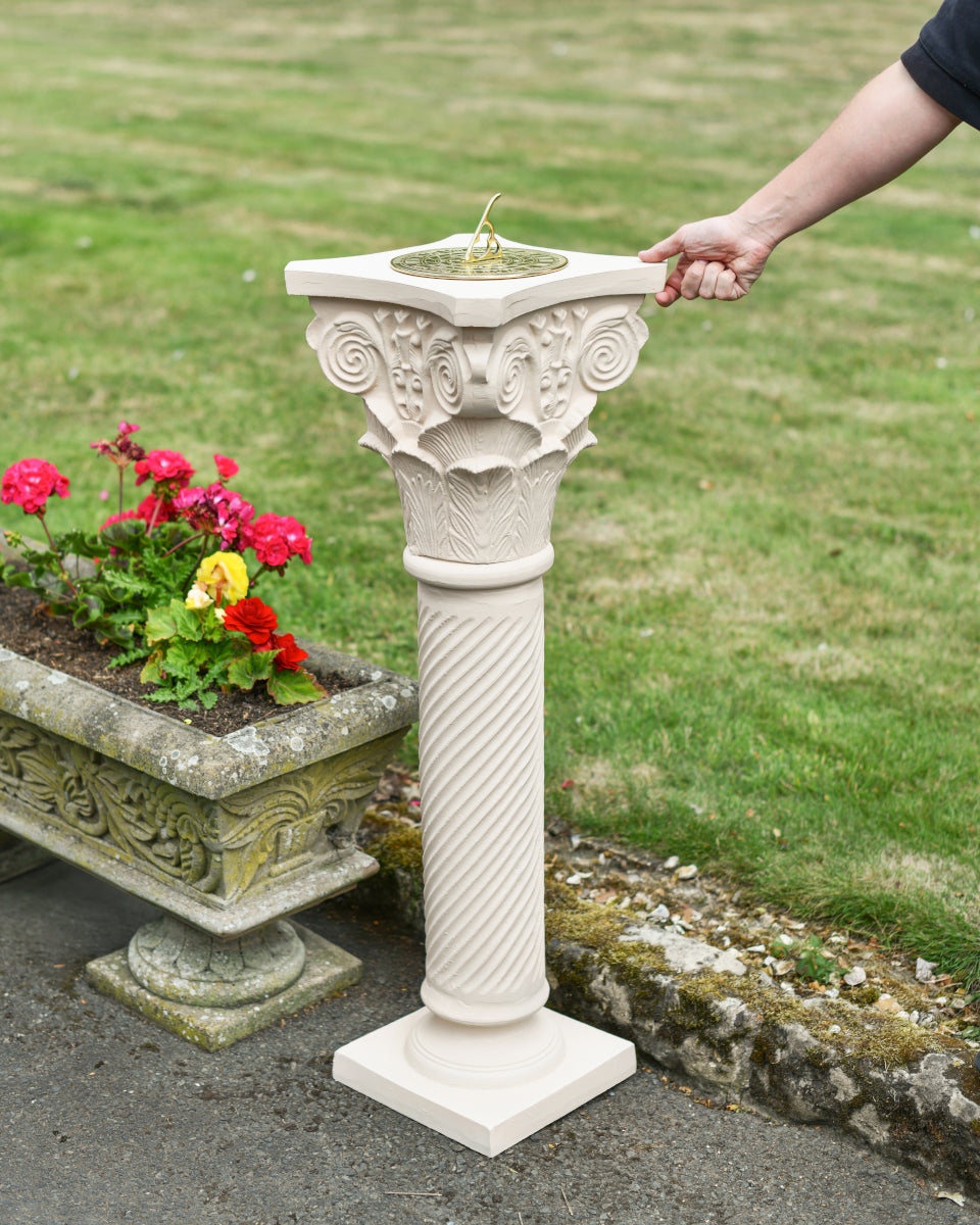 Life size scale of the cream column