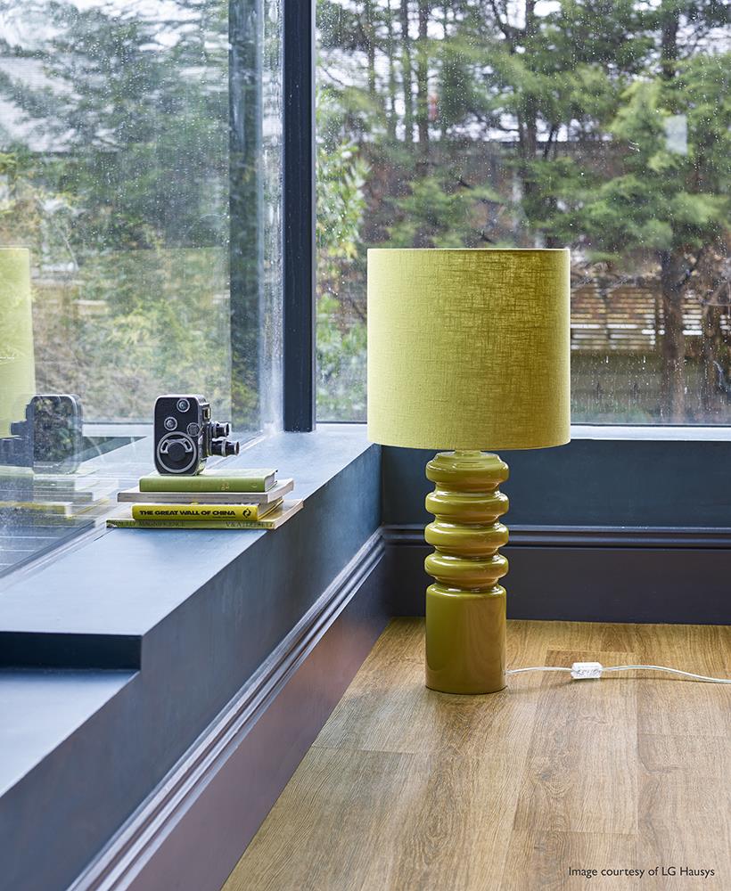 The 'Erlas' table lamp in situ