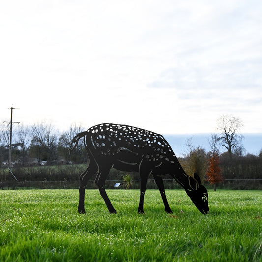 Fallow Fawn Garden Sheet Steel Silhouette In Garden Setting