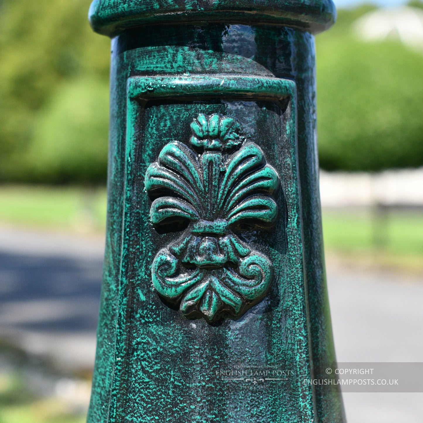 Floral Detailing On Polyurethane Finished Green Lamp Post Column