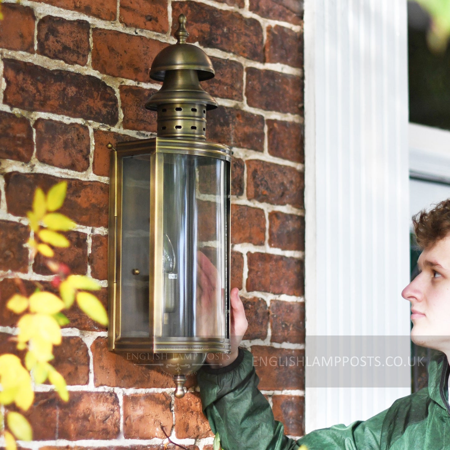 "Hollingbury" Large Brass Flush Wall Lantern