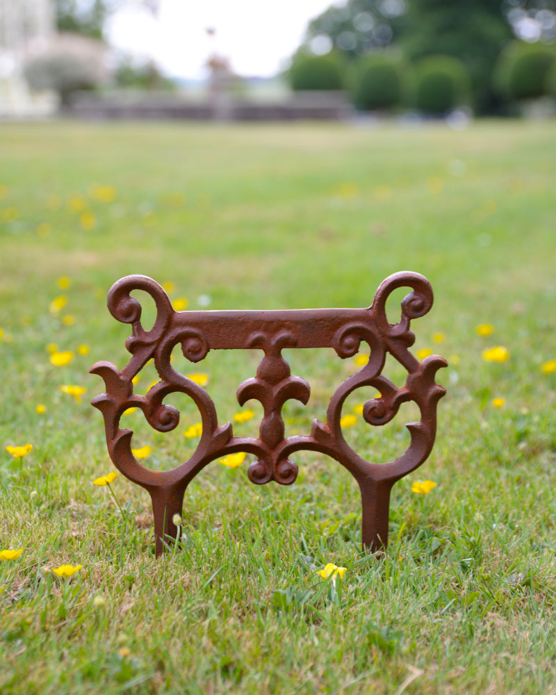 'Foundry Fleur' Rustic Boot Scraper