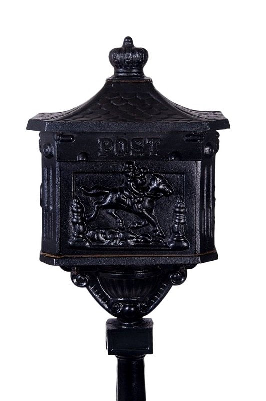 Cast Iron Country Pursuits Free Standing Post Box