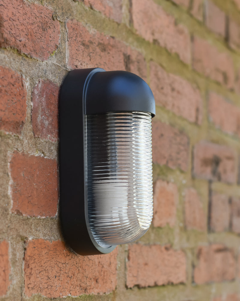 Side profile of the cylinder outdoor wall lamp 