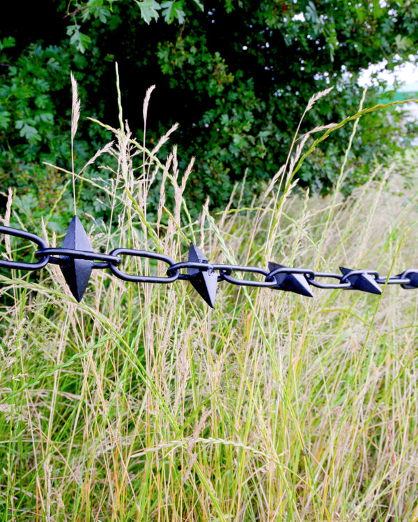 Galvanised Alternate Spiked Bollard Chain -1m