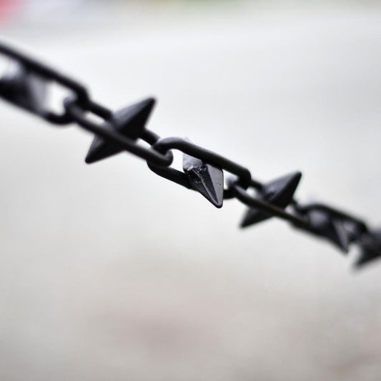 Galvanised Steel Spiked Bollard Chain