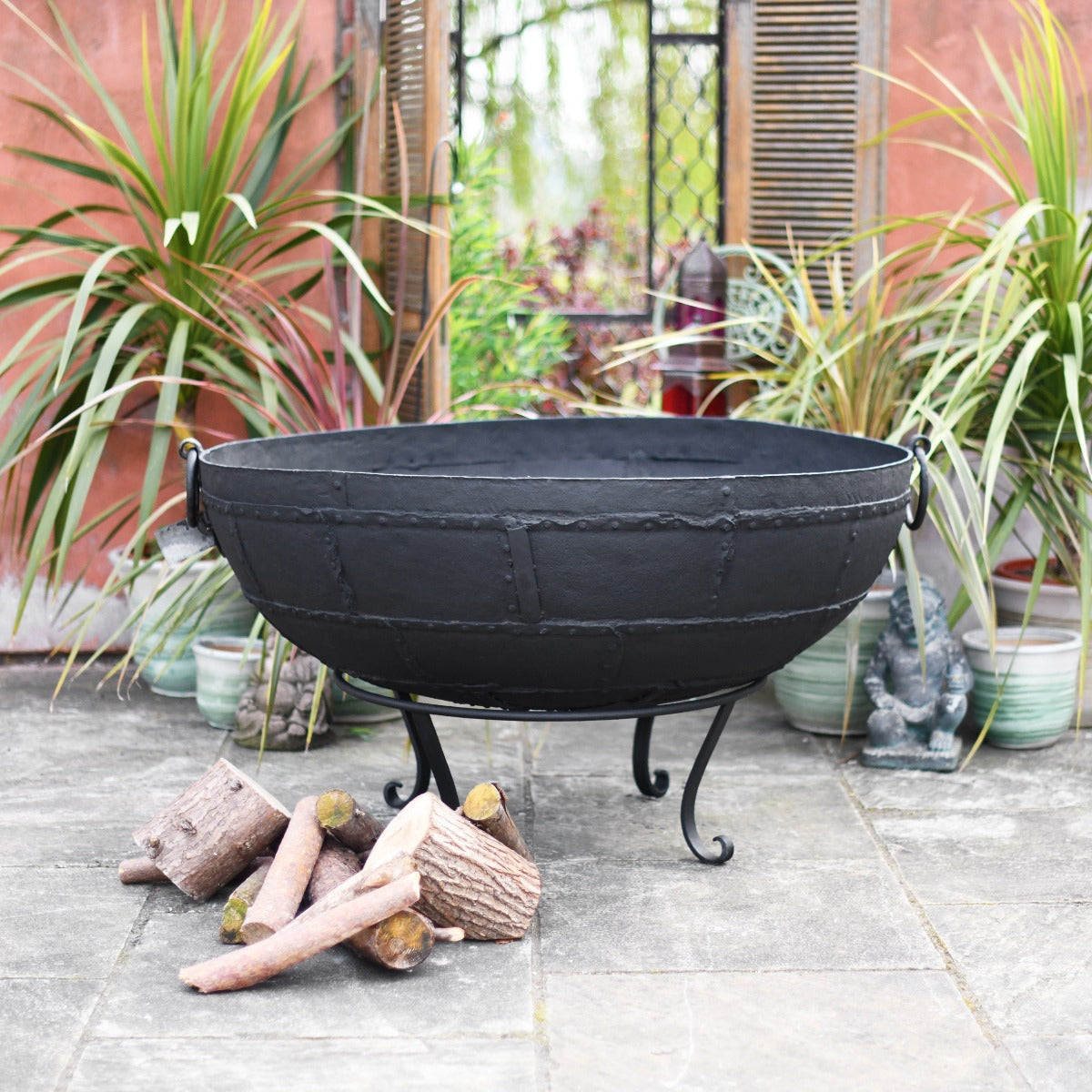 120cm Kadai Fire Bowl in Patio Setting 