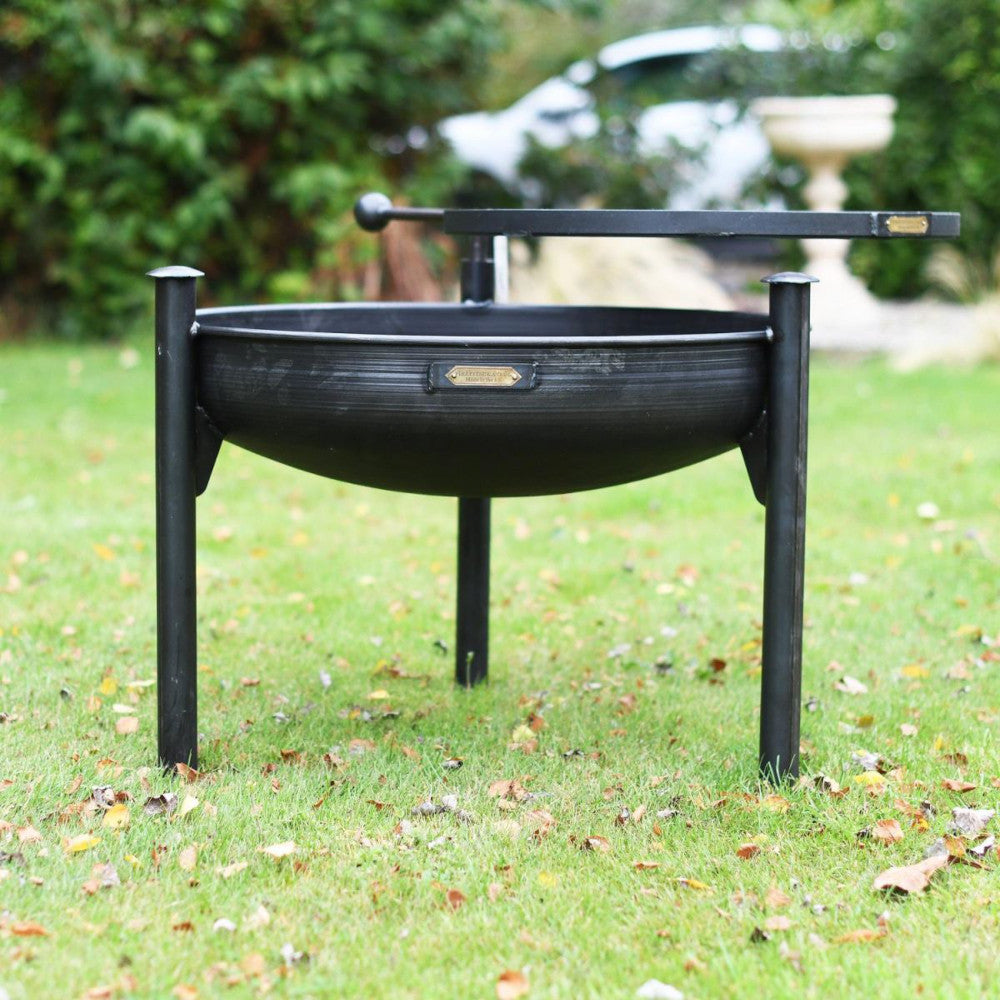 'Glynn' Large Elevated Fire Pit And Barbecue Swing Arm Grill