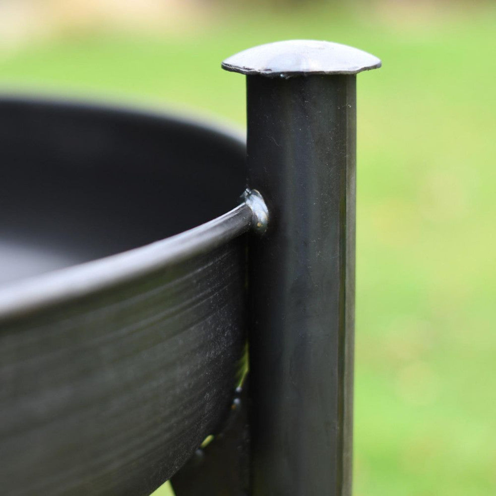 Close up of the fire pit leg 