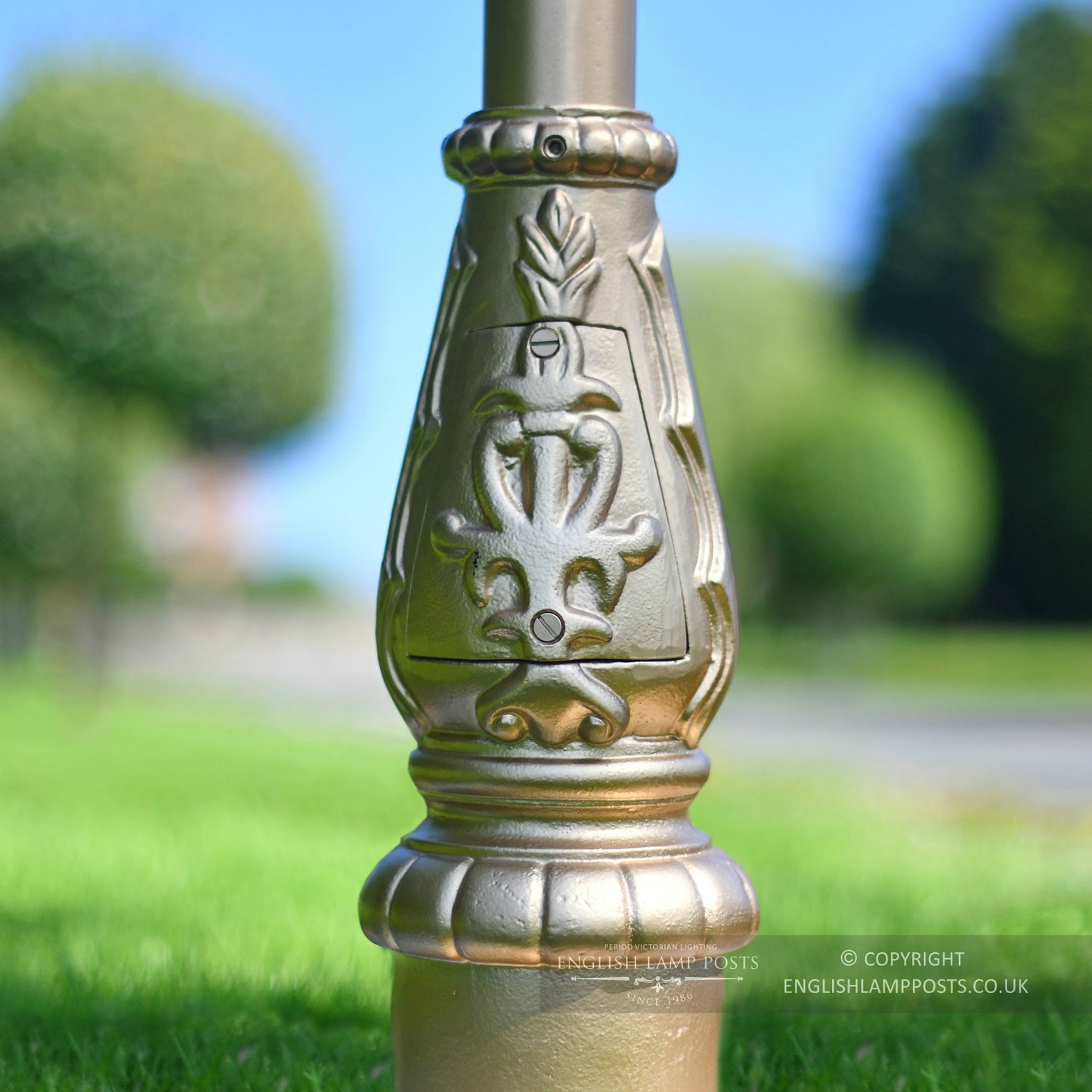 Gold Finish Cast Iron Lamp Post Base
