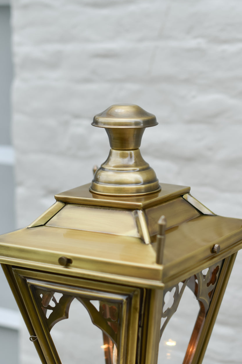 The antique brass lantern roof