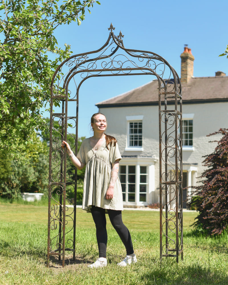 Life size scale of the lacquered rose arch