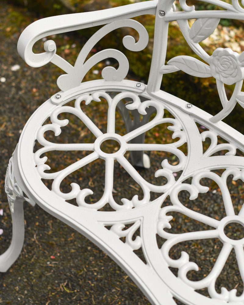 Magnified view of the scrolled seating plate