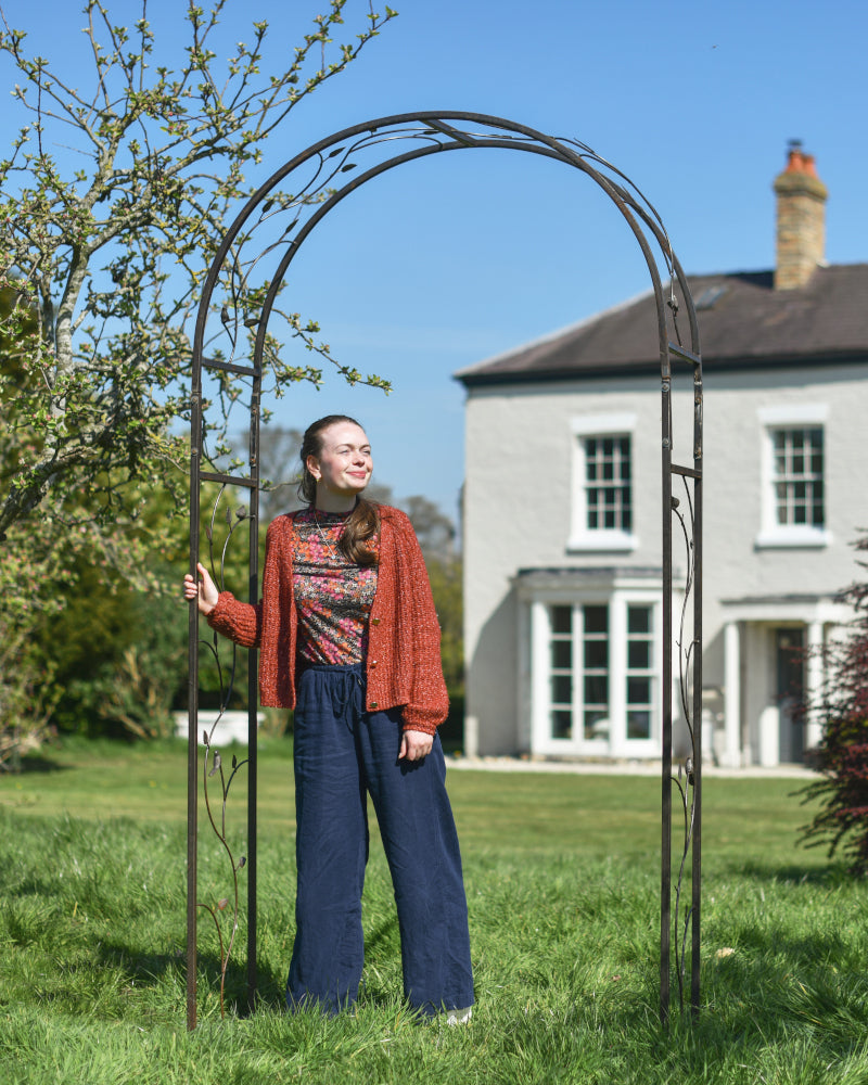 Life size scale of the 'Hawthorn' Nature Inspired Lacquered Rose Arch