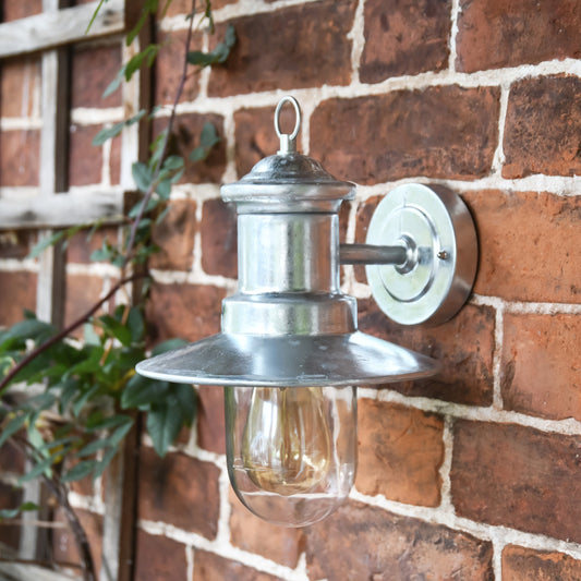 'Helsfell' Coach House Wall Light