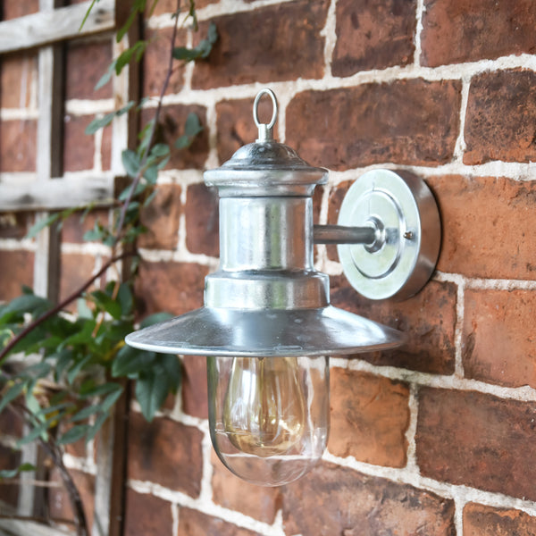 'Helsfell' Coach House Wall Light
