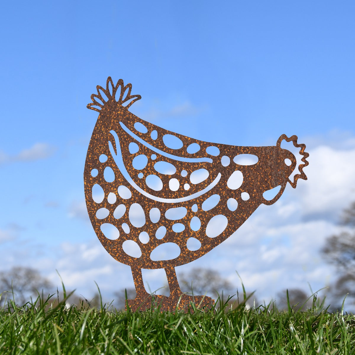 Pecking Hen Garden Sheet Steel Spike Sculpture In Rustic