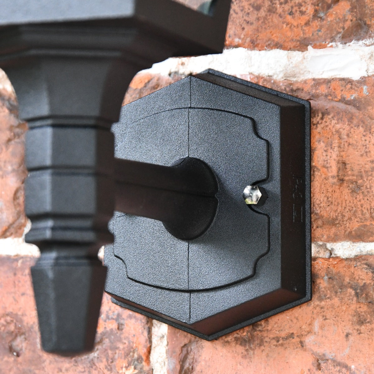 "Hoddlesden" Traditional Black Wall Lantern